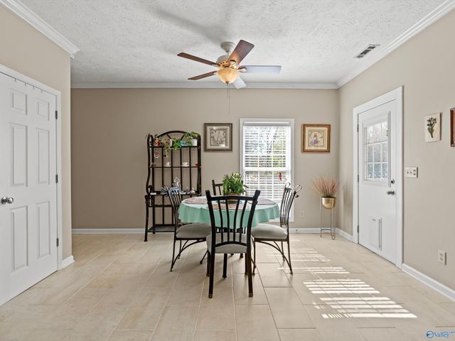 27810 Kim Drive, Harvest, AL 35749