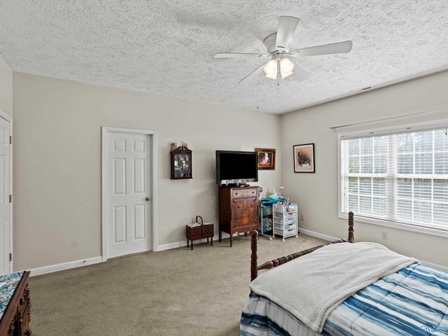 27810 Kim Drive, Harvest, AL 35749