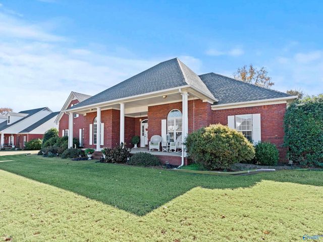 27810 Kim Drive, Harvest, AL 35749