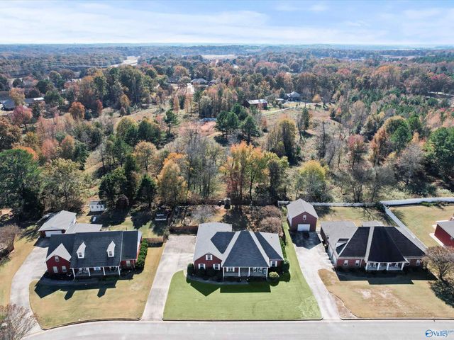 27810 Kim Drive, Harvest, AL 35749