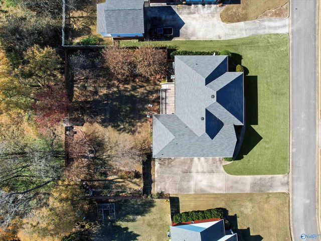 27810 Kim Drive, Harvest, AL 35749