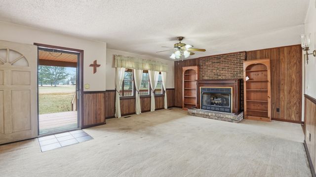 167 Jean Dr, Tullahoma, TN 37388