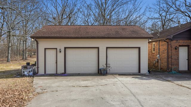 167 Jean Dr, Tullahoma, TN 37388