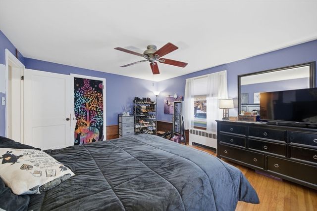 8 Flint St, Chelmsford, MA 01824