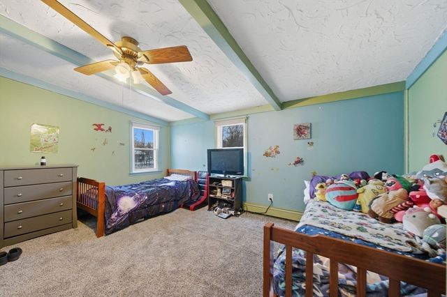 8 Flint St, Chelmsford, MA 01824