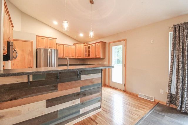 1603 Endl Boulevard, Fort Atkinson, WI 53538