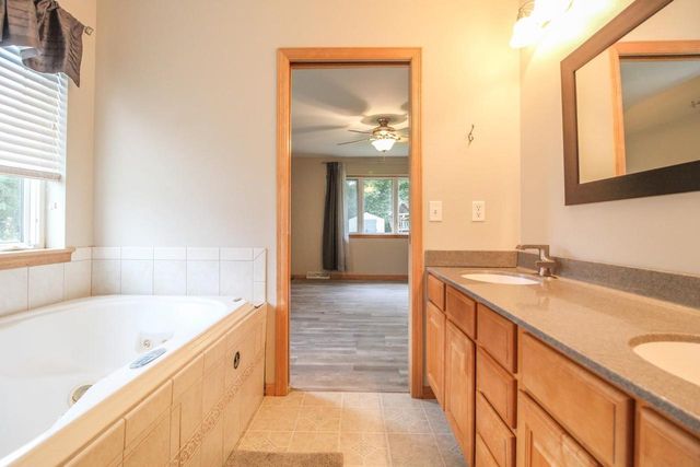 1603 Endl Boulevard, Fort Atkinson, WI 53538