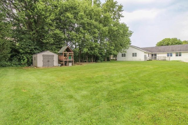 1603 Endl Boulevard, Fort Atkinson, WI 53538