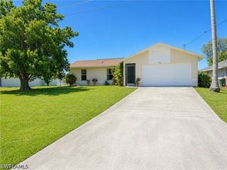 1412 NW 10th ST, Cape Coral, FL 33993
