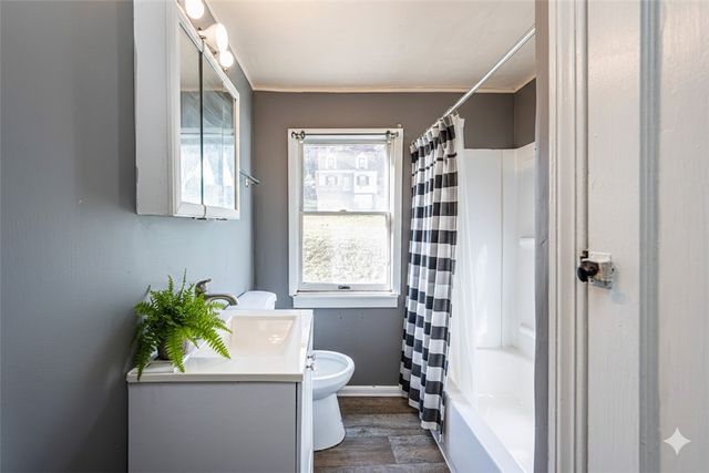 2112 DALTON, Mckeesport, PA 15132