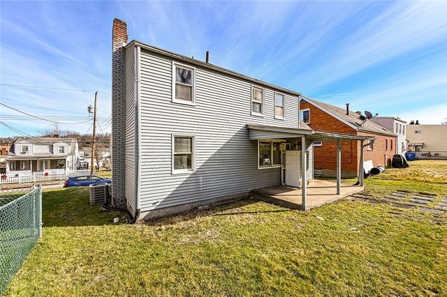 2112 DALTON, Mckeesport, PA 15132