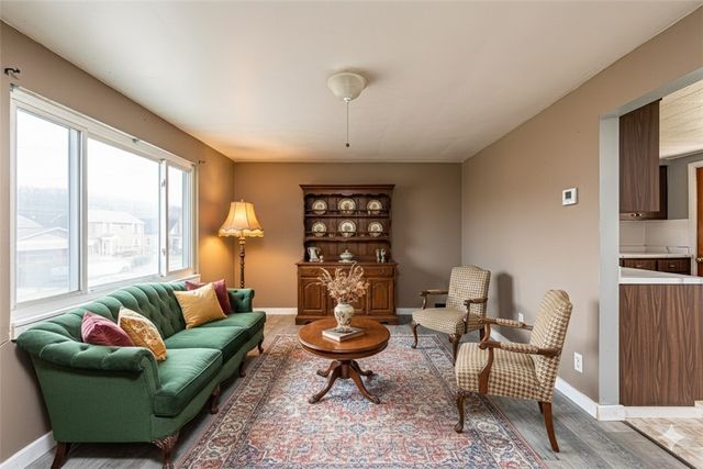 2112 DALTON, Mckeesport, PA 15132