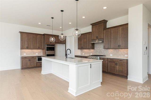 4110 Pinekirk Drive, Charlotte, NC 28269