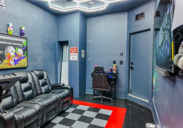 7221 NW 103rd Path, Doral, FL 33178