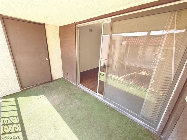 1405 Vegas Valley Drive 392, Las Vegas, NV 89169