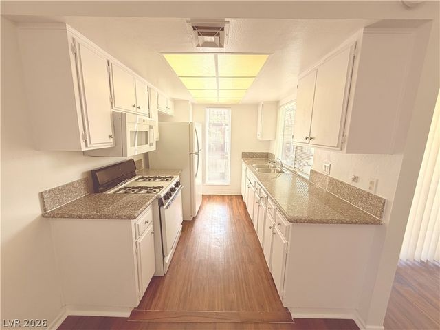 1405 Vegas Valley Drive 392, Las Vegas, NV 89169