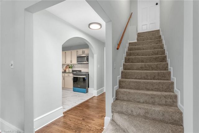 18 Fairway Drive, Lexington, NC 27292