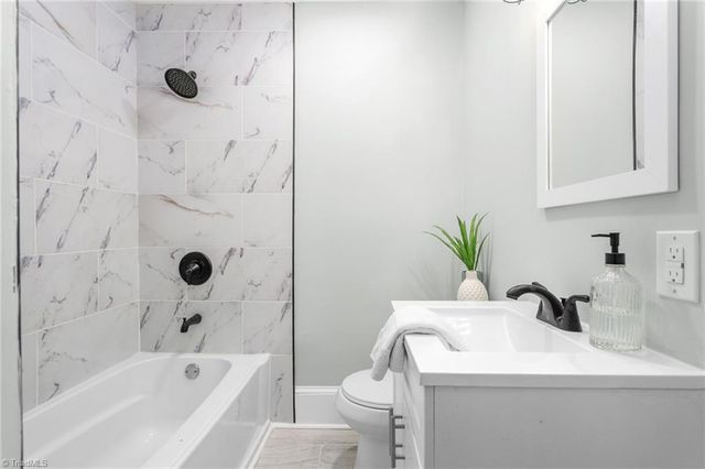 18 Fairway Drive, Lexington, NC 27292