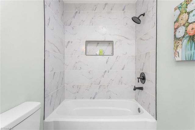 18 Fairway Drive, Lexington, NC 27292