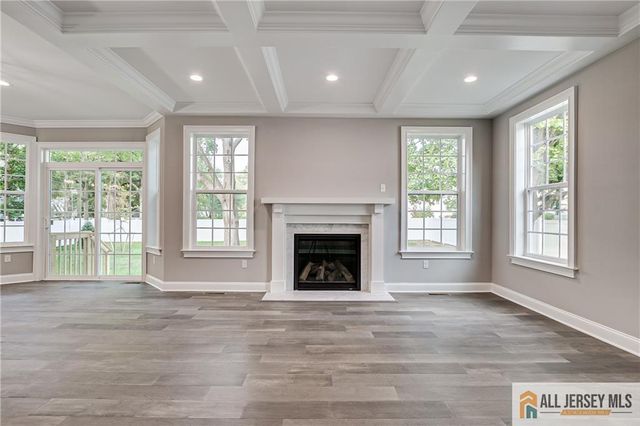 10 Hector Avenue, Edison, NJ 08817