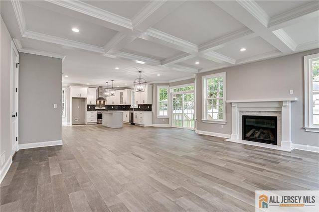 10 Hector Avenue, Edison, NJ 08817