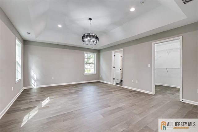 10 Hector Avenue, Edison, NJ 08817