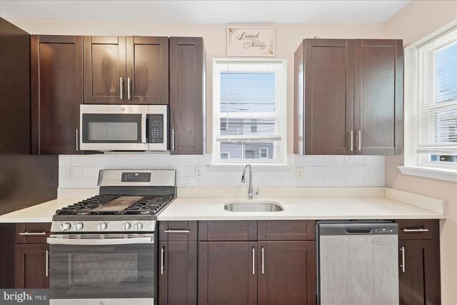 156 IRVING ST, Baltimore, MD 21229