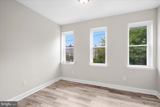 156 IRVING ST, Baltimore, MD 21229