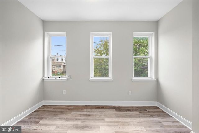 156 IRVING ST, Baltimore, MD 21229