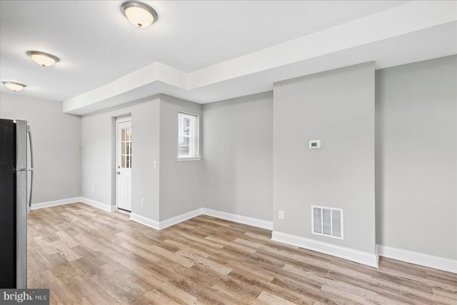 156 IRVING ST, Baltimore, MD 21229