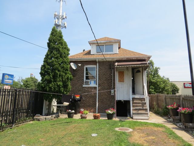 10540 S Avenue B Avenue, Chicago, IL 60617