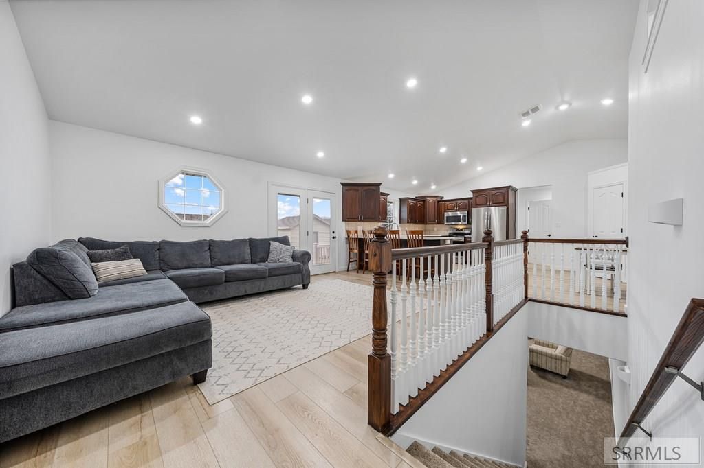 Image 8 of property listing at 625 Vale Lane, Rexburg, ID 83440