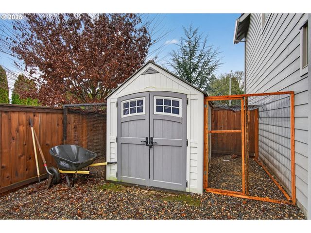 52171 Casswell Dr, Scappoose, OR 97056