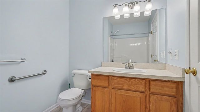 2654 S Knightsbridge Circle, Ann Arbor, MI 48105