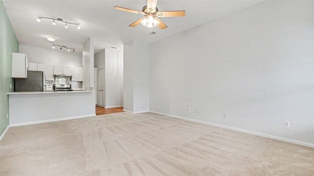 2654 S Knightsbridge Circle, Ann Arbor, MI 48105