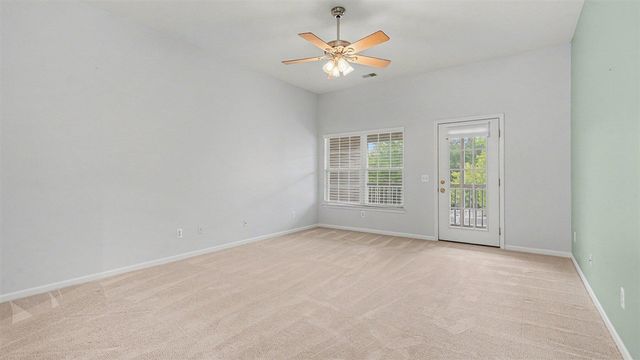 2654 S Knightsbridge Circle, Ann Arbor, MI 48105