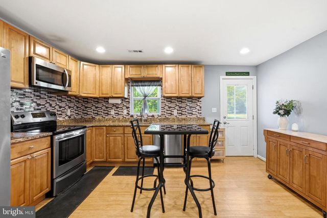 9609 CRAIN HWY, Newburg, MD 20664