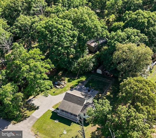 9609 CRAIN HWY, Newburg, MD 20664