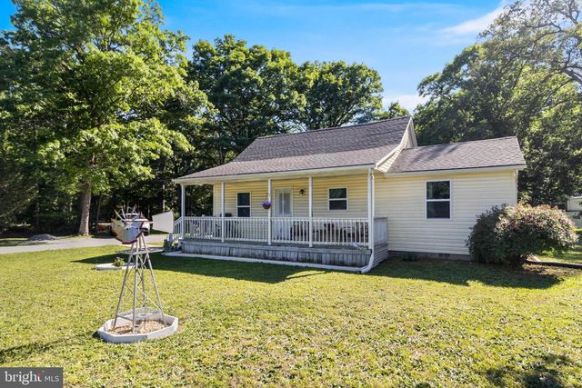 9609 CRAIN HWY, Newburg, MD 20664