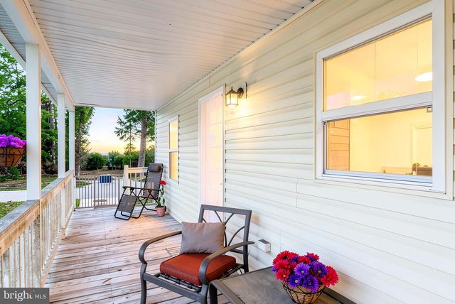 9609 CRAIN HWY, Newburg, MD 20664
