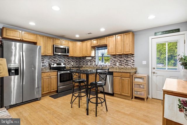 9609 CRAIN HWY, Newburg, MD 20664