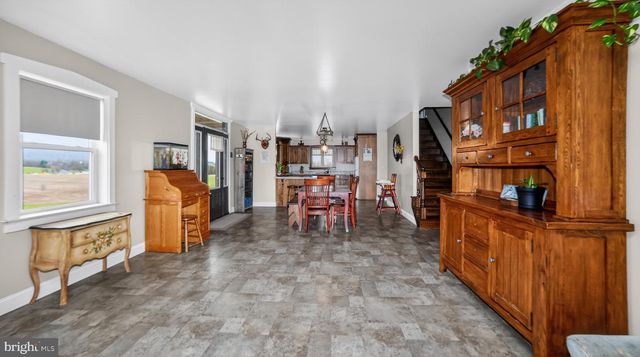350 MIDDLE RD, Millersburg, PA 17061