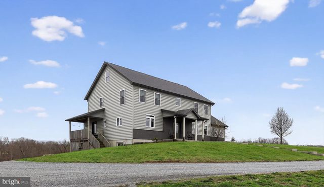 350 MIDDLE RD, Millersburg, PA 17061