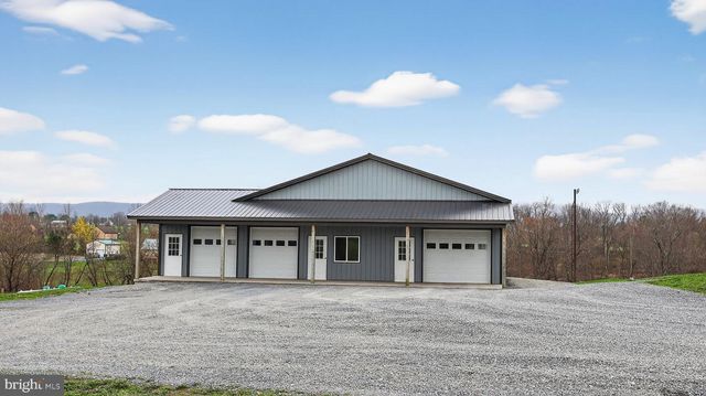 350 MIDDLE RD, Millersburg, PA 17061