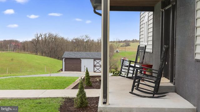 350 MIDDLE RD, Millersburg, PA 17061
