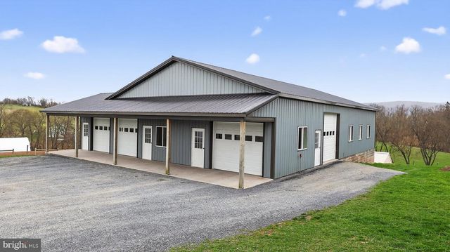 350 MIDDLE RD, Millersburg, PA 17061