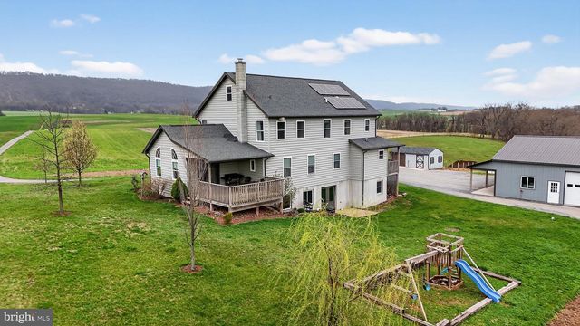 350 MIDDLE RD, Millersburg, PA 17061