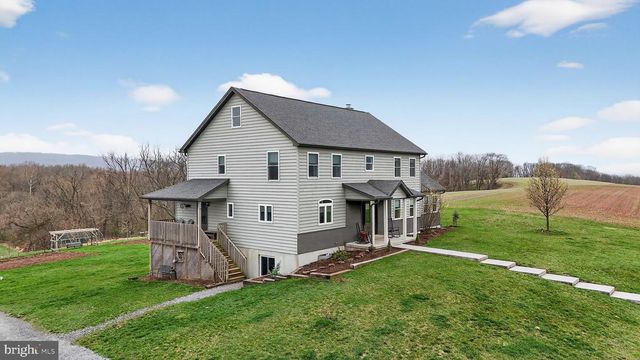 350 MIDDLE RD, Millersburg, PA 17061