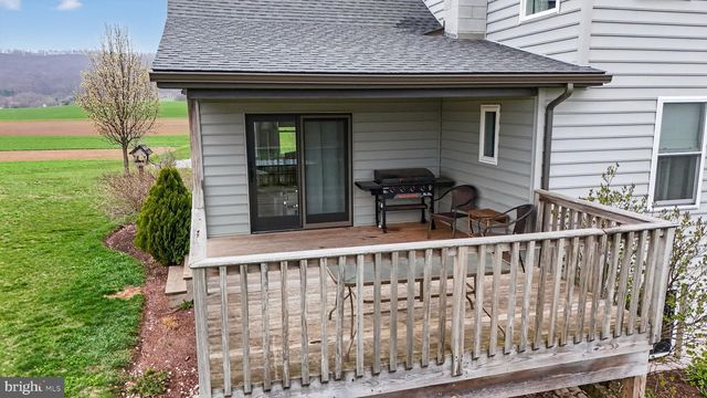 350 MIDDLE RD, Millersburg, PA 17061