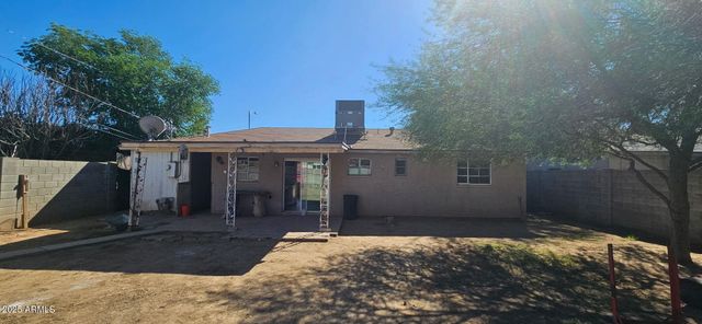 4634 W WELDON Avenue, Phoenix, AZ 85031